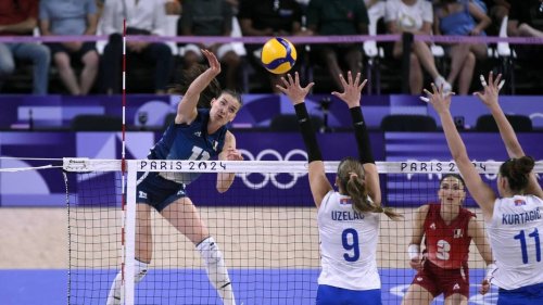 Volley. Les Bleues sèchement battues par la Slovénie pour la première de l’ère César Hernandez