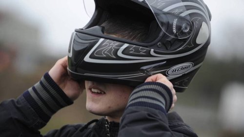 Les motards en deuil après l’accident de moto mortel de l’influenceur Kévin Dufour en Essonne