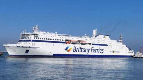 Un passager anglais héliporté en urgence d’un bateau de Brittany Ferries vers l’hôpital de Brest