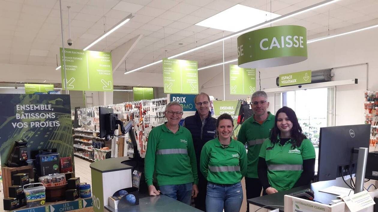En bord de Loire, le magasin de la coopérative agricole Terrena a été relooké