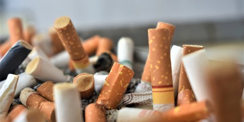 Recycler les mégots de cigarettes, pourquoi est-ce si compliqué ? Quel impact sur l'environnement ?