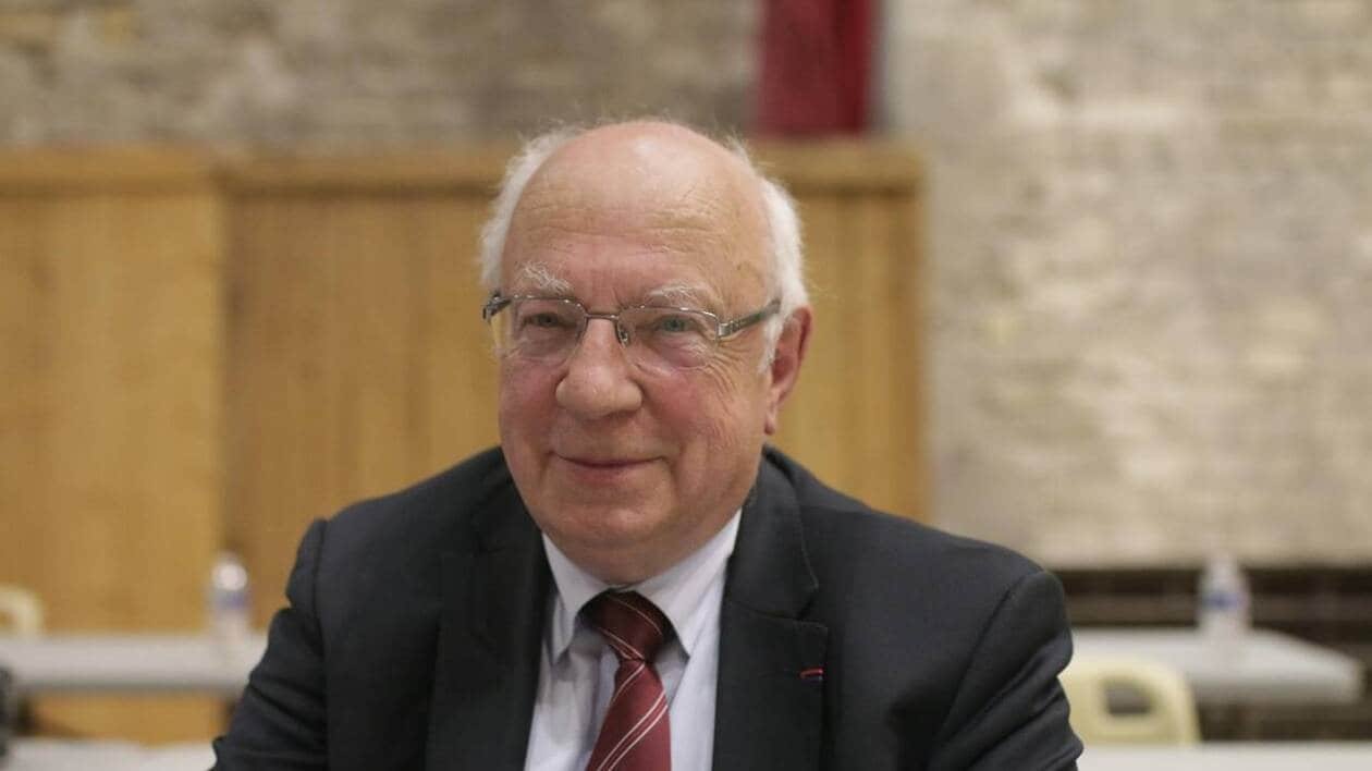 « Leur travail anéanti » : ce maire normand soutient les agriculteurs impactés par la grippe aviaire