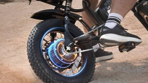 Avec ses 70km d’autonomie, ce vélo électrique tout-terrain donne le sourire aux lèvres