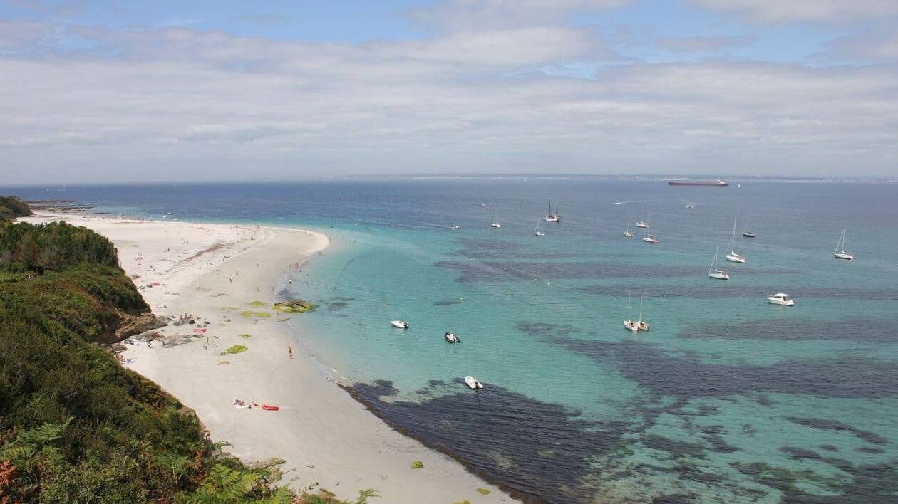 La « vagabonde » plage des Grands Sables, présente une particularité qui la rend unique en Europe