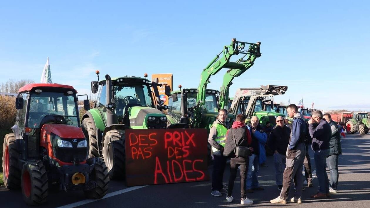 Colère des agriculteurs : malgré l’interdiction de rassemblement, « les plans sont maintenus »