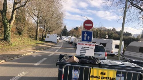 REPORTAGE. La mairie de Lorient ferme la route Amiral-Favereau pour installer les forains