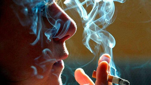 Le tabagisme reste stable en France, avec près d’un tiers de fumeurs