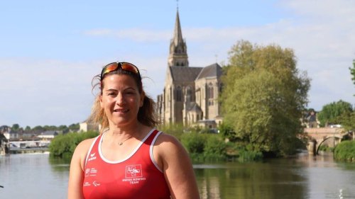 Cette rameuse paralympique suisse vient s’entraîner sur les eaux de la Sarthe