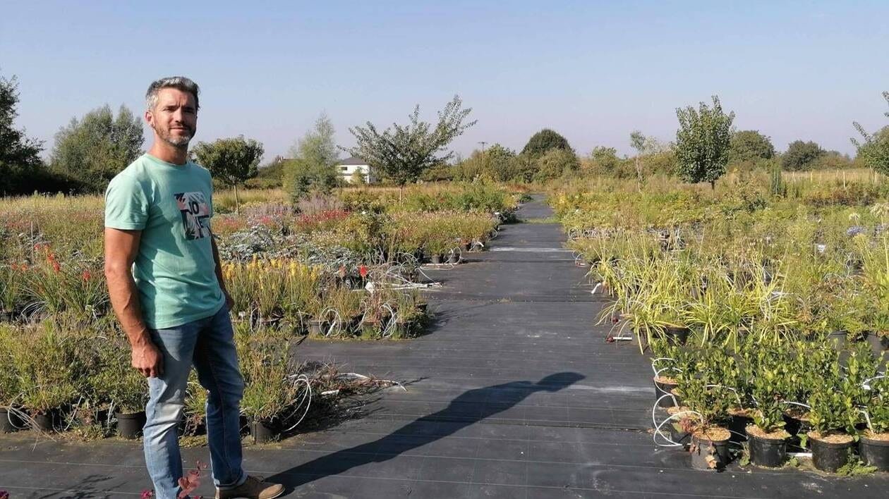 « L’heure est grave » : après un « acte de sabotage » dans sa pépinière, il lance un appel à l’aide