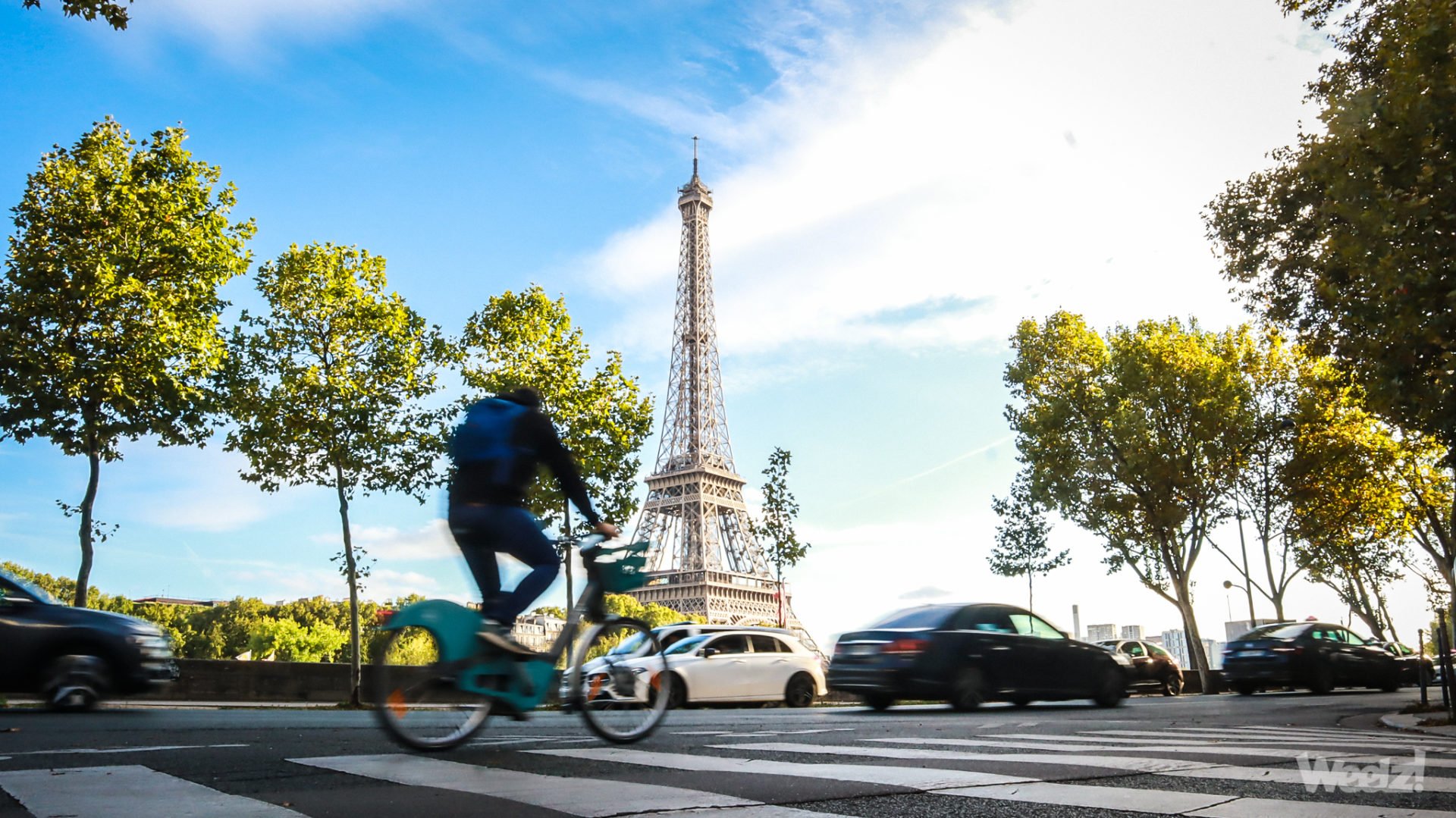 Paris à vélo : un guide pour explorer la capitale en pédalant autrement
