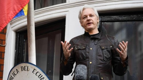 Des avocates de Julian Assange déposent plainte contre la CIA qu’elles accusent d’espionnage