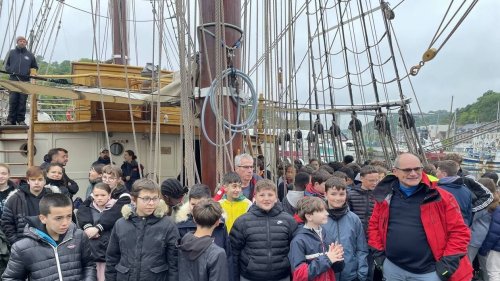 Marée, cap, vitesse… Les maths en mer, c’est que du bonheur pour ces collégiens de Saint-Brieuc