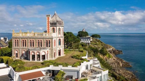 Ce « palais des mille et une nuits breton » avec vue sur mer est à vendre pour 2,5 millions d’euros