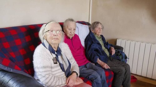 À 100 ans, 99 ans et 97 ans, ces trois sœurs bretonnes vivent toujours dans leur maison