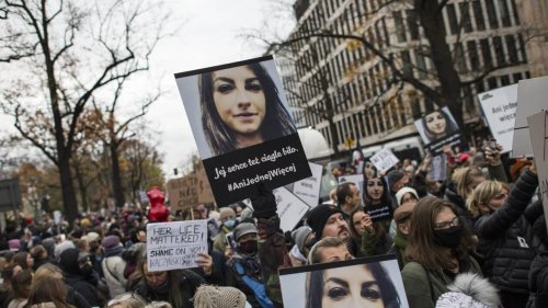 REPORTAGE – En Pologne, « des femmes meurent à 30 ans » avec la quasi-interdiction d’avorter