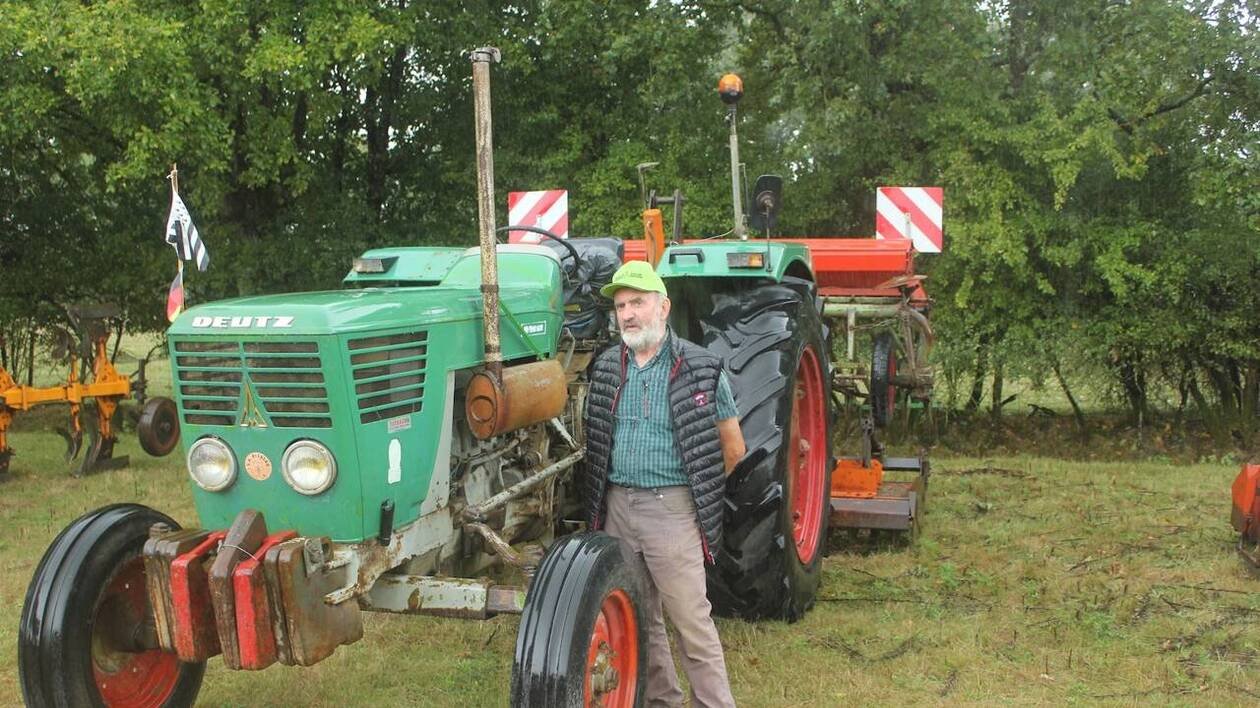 À Nort-sur-Erdre, le collectionneur reçoit un tracteur en cadeau d’anniversaire
