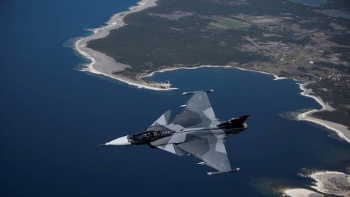 Face à l’aviation russe, les Scandinaves bâtissent une viking air force
