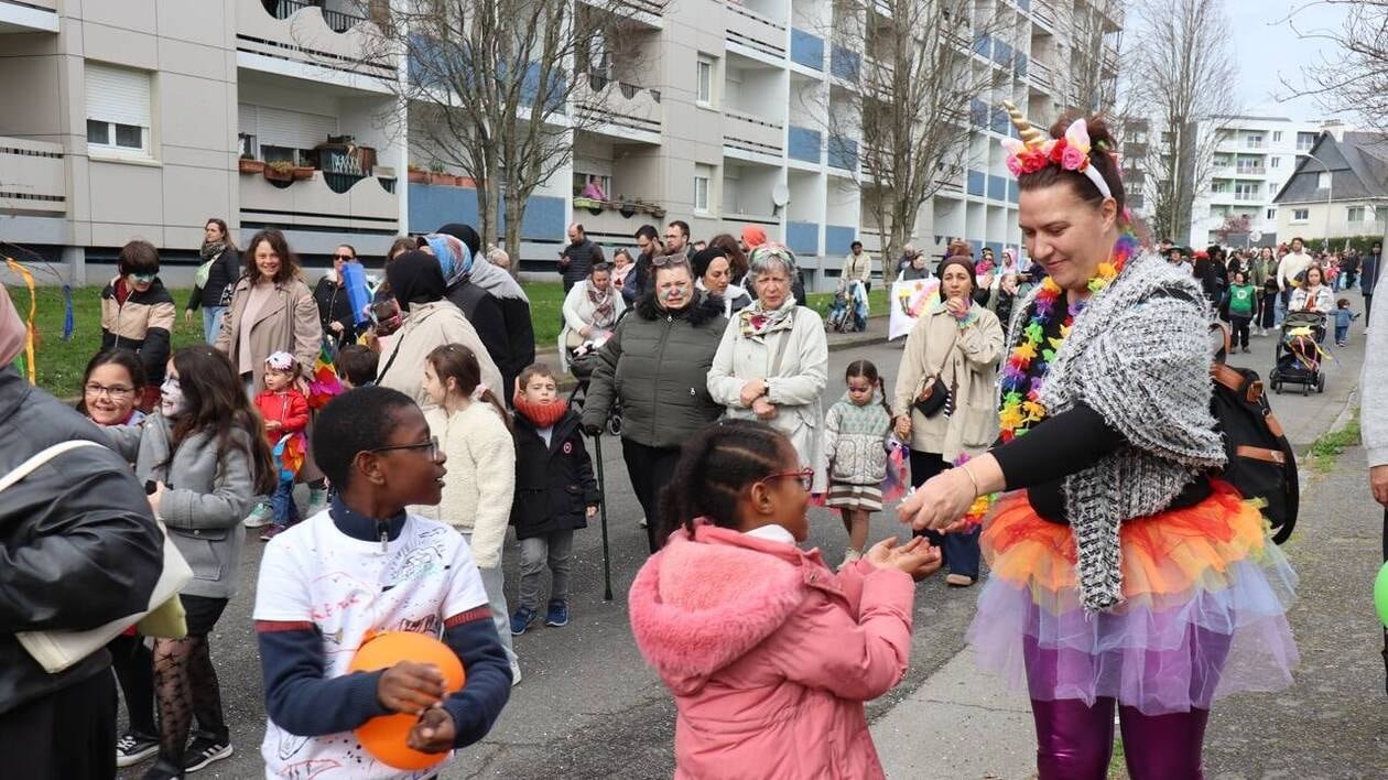 EN IMAGES. Le carnaval de Ménimur, à Vannes, ce joyeux défilé où mixité rime avec solidarité