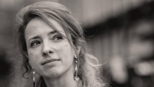« La voix dit tout d’une personne » : dans « Banc de brume », Sophie Berger met le silence en mots
