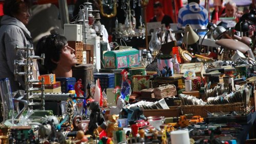 « J’ai su que c’était elle » : dans une brocante, elle retrouve sa bague volée en 1996