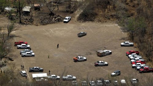 L﻿es restes retrouvés dans 45 sacs correspondent aux huit jeunes disparus au Mexique