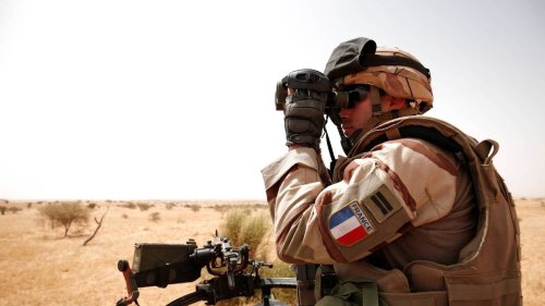 Opérations Serval et Barkhane : retour sur neuf ans de présence militaire française au Mali