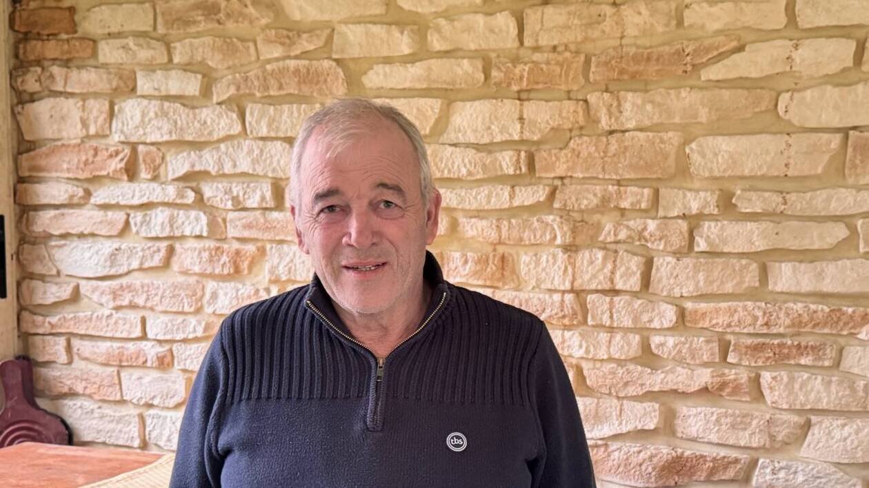 Municipales 2026. Après sa démission il y a 16 mois, cet ex-maire breton crée la surprise en annonçant sa cand