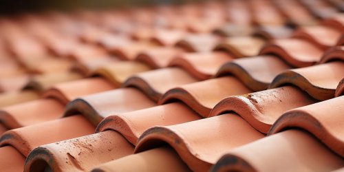 Prix toiture tuiles : coût de pose, tarifs, devis et conseils !