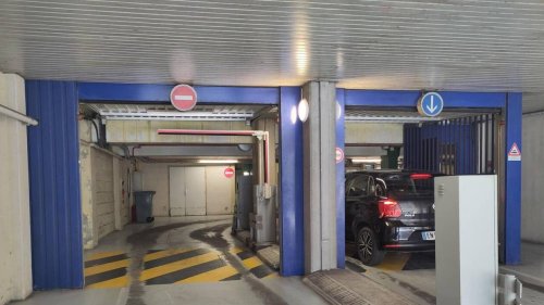 Voitures coincées, barrières bloquées, à Quimper, la panne informatique sème le bazar