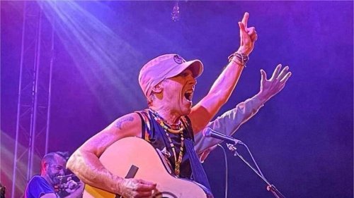 « C’est extraordinaire » : Manu Chao confirme, il revient jouer dans cette commune du Finistère