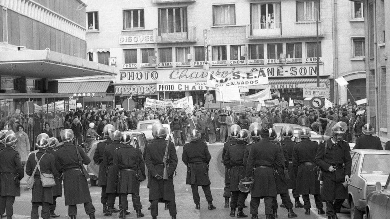 Il y a cinquante ans, en 1976, des milliers d’agriculteurs de Basse-Normandie manifestaient déjà à Caen
