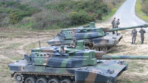 Guerre en Ukraine. Deux anciens généraux comparent le char Leclerc au char Léopard 2 | Courrier de l'Ouest