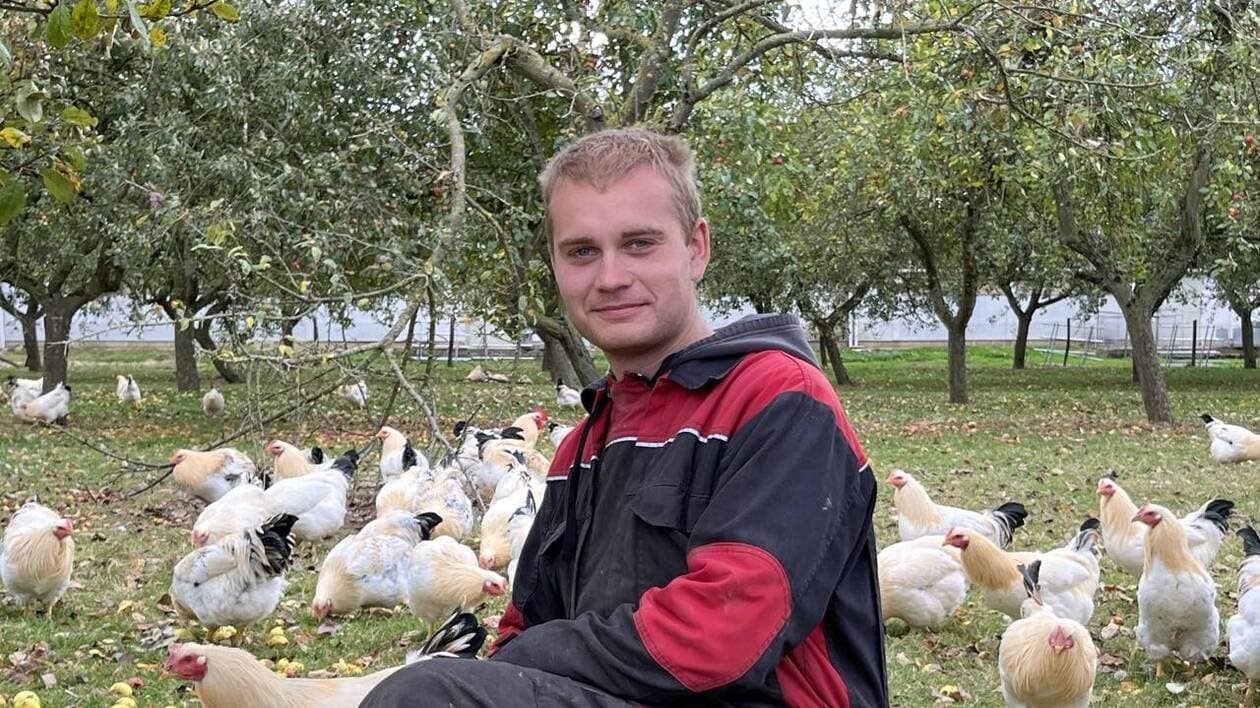 « J’ai toujours voulu faire agriculteur comme papa » : à 21 ans, ce passionné lance son exploitation