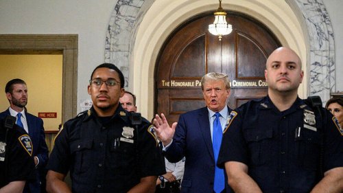 Donald Trump jugé pour fraudes : retour sur le premier jour de son procès civil à New York