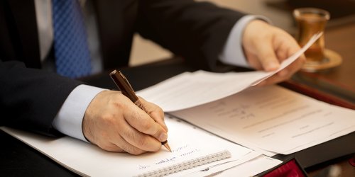 Peut-on saisir le juge aux affaires familiales (JAF) sans passer par un avocat ?