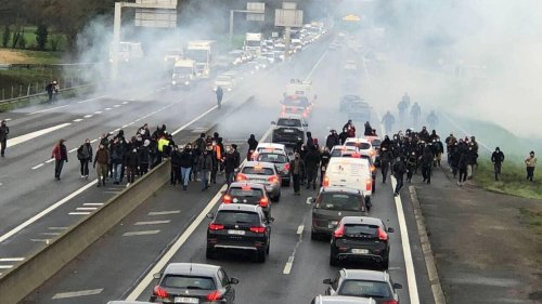 Retraites. Les manifestants de retour sur la rocade à Rennes, le dépôt de bus bloqué