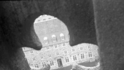 Violences dans un lycée breton : un collectif d’anciens élèves se constitue pour saisir la justice