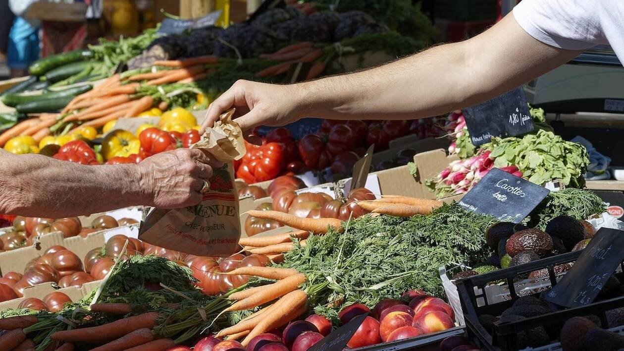 Consommation. « J’achète des fruits et des légumes à des prix élevés et qui n’ont aucun goût »