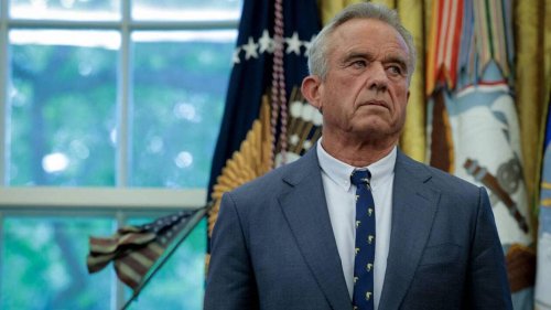 Crise des opioïdes aux États-Unis : les overdoses baissent, mais la politique de Trump inquiète