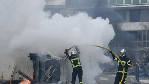 25 containers incendiés à Nantes : une septuagénaire mise en sécurité, un incendiaire interpellé