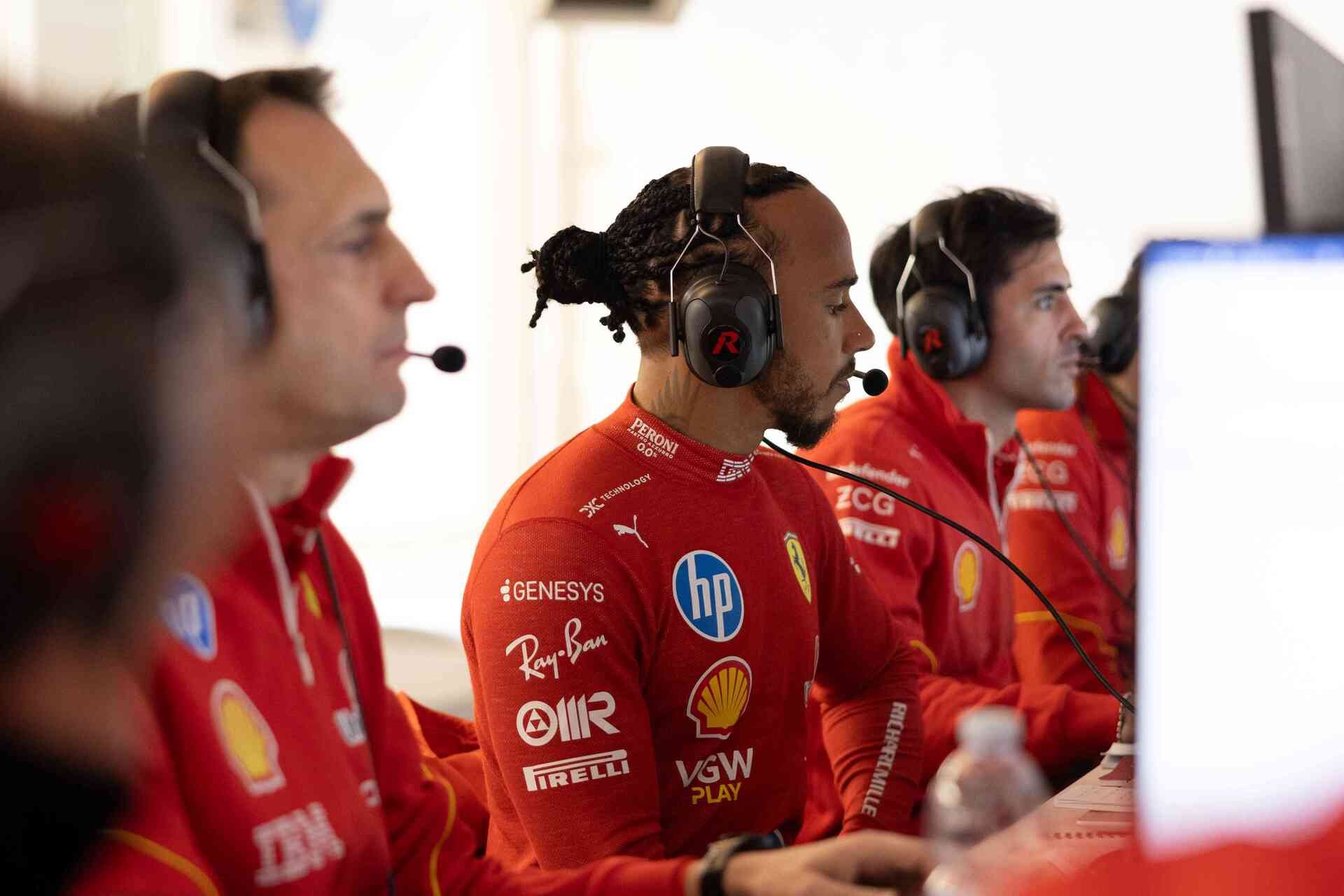Grand-Prix F1 de Bahreïn, Hamilton déjà en piste et en tête...du paddock en trottinette ! - Le Mag Sport Auto
