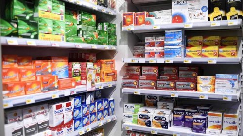 Voltarène, Smecta, Vogalib…La revue « Prescrire » publie une liste des 107 médicaments à éviter