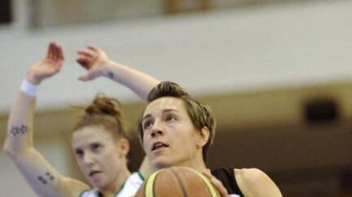 Basket-ball. Les maillots de Céline Dumerc et Élodie Godin retirés à Bourges