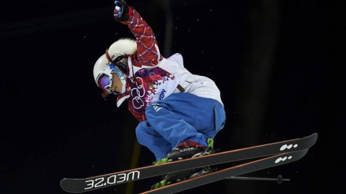 « Skier sur des glaciers défoncés à la pelleteuse, ce n’est plus entendable », alerte une championne