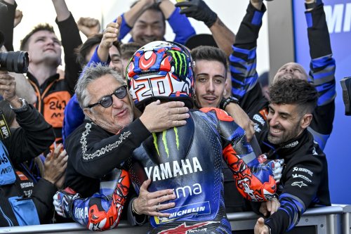 MotoGP Séquence de liesse triomphale pour Quartararo, Yamaha exulte après la P1 ! - Le Mag Sport Auto