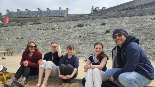 Remparts, plage, crêpes… « C’était noir de monde, il y avait des gens partout » à Saint-Malo