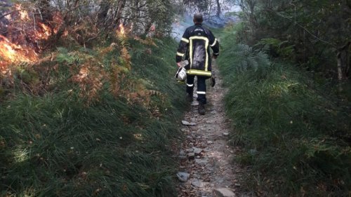REPORTAGE. Dans les monts d’Arrée, le calvaire des pompiers pour arrêter l’incendie de Commana