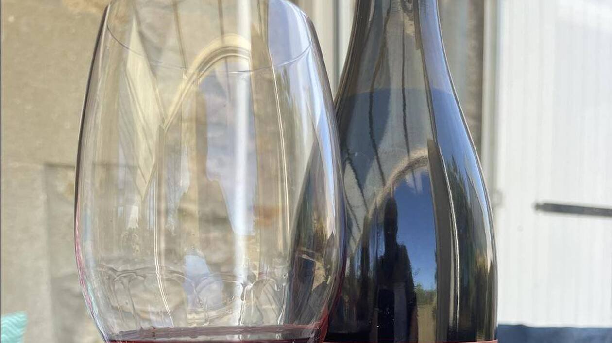 Vin du dimanche. Un départ en vacances entre amis