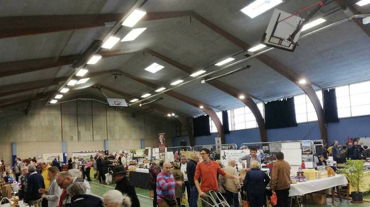 Trente-quatre exposants au salon des Vins et de la gastronomie, à Douarnenez
