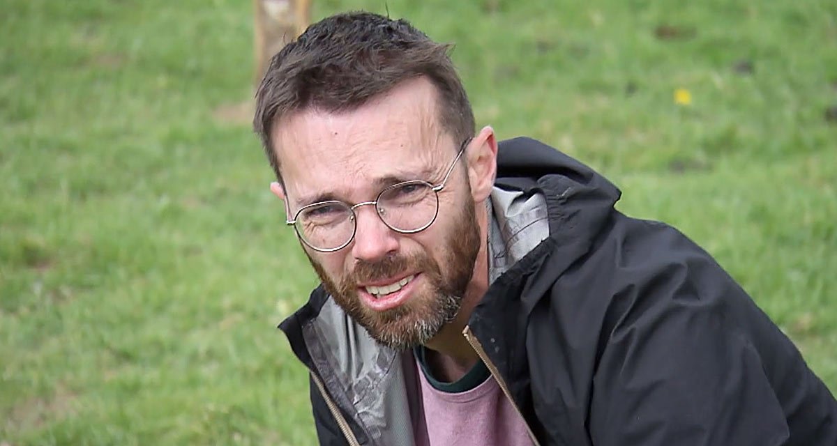 L’amour est dans le pré : David craque chez Jean-Baptiste après son élimination